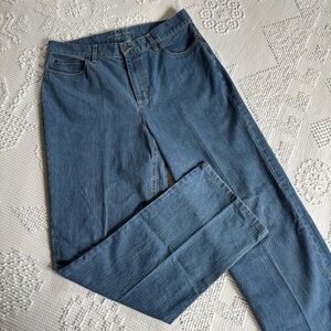 Christopher & Banks women’s size 12 medium wash classic fit straight leg jeans